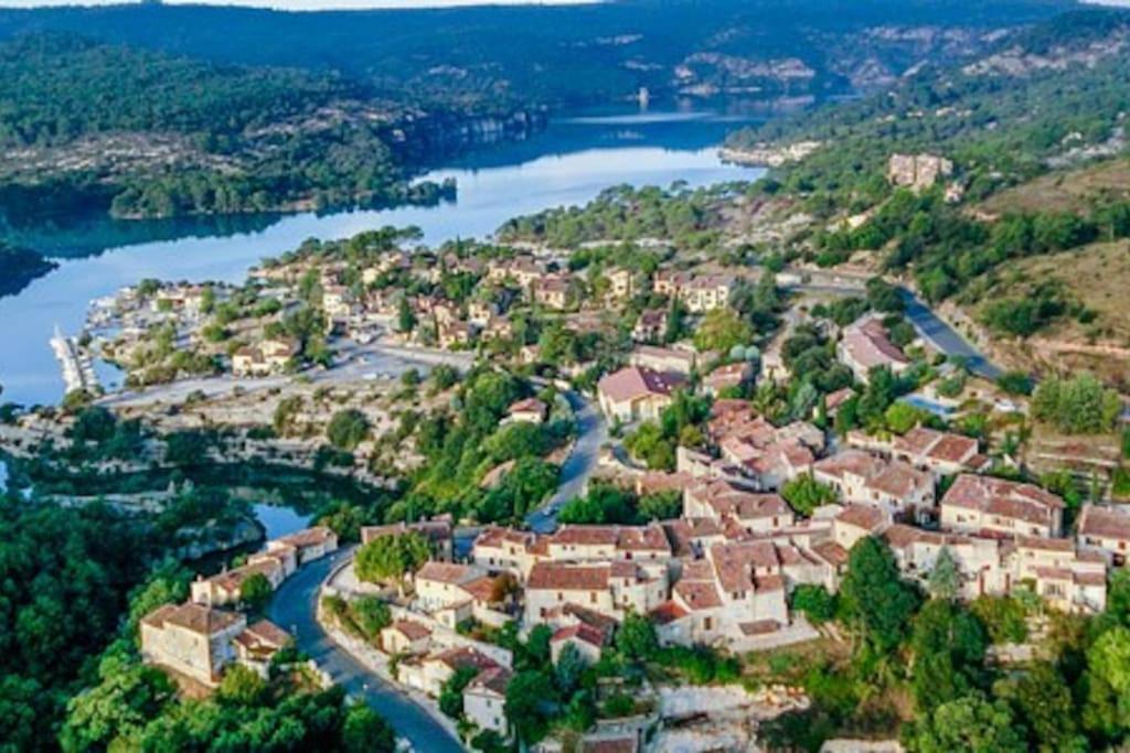 Superbe Appartement Avec Terrasse Sur Les Toits Manosque Bagian luar foto