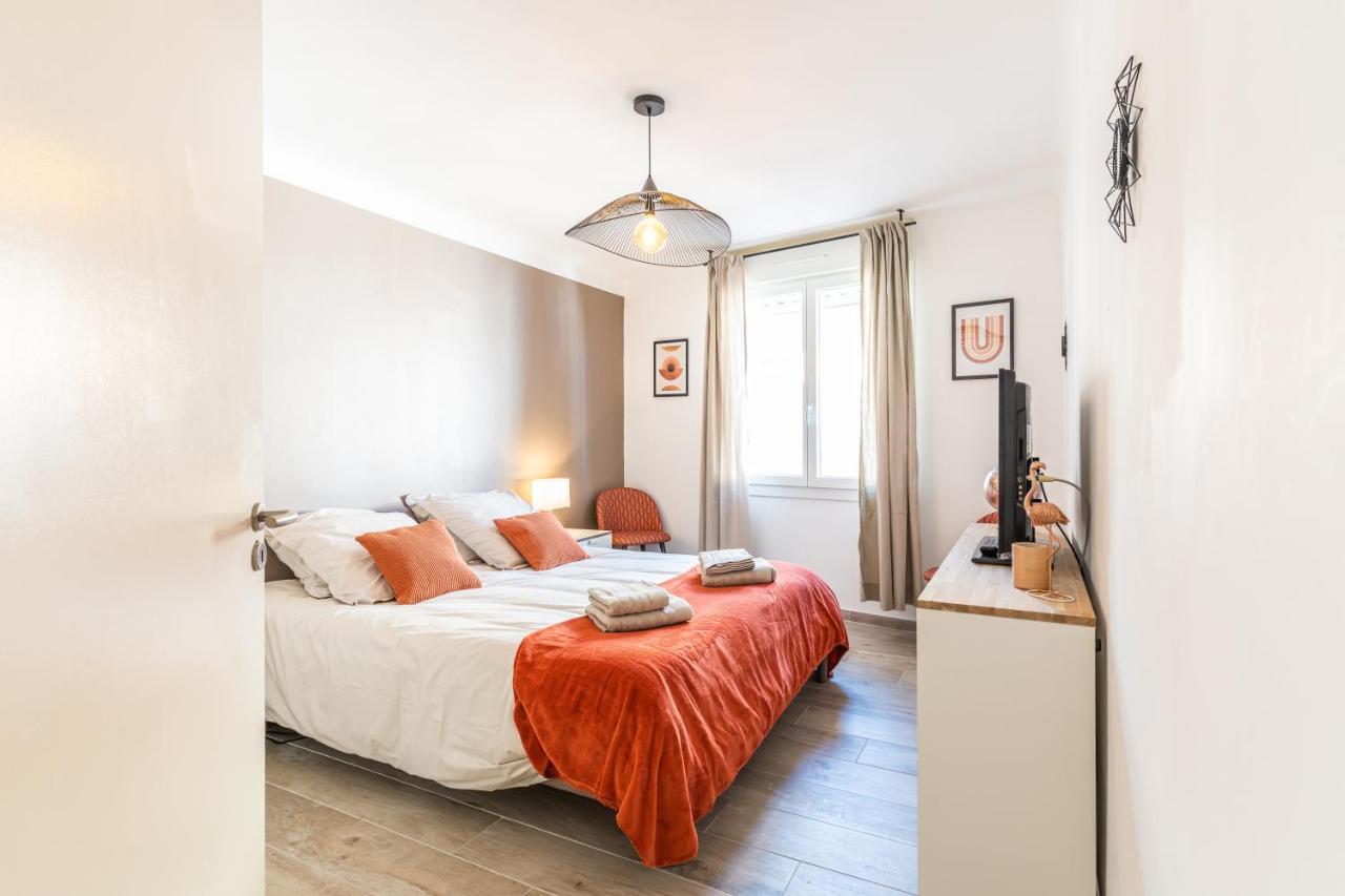 Superbe Appartement Avec Terrasse Sur Les Toits Manosque Bagian luar foto