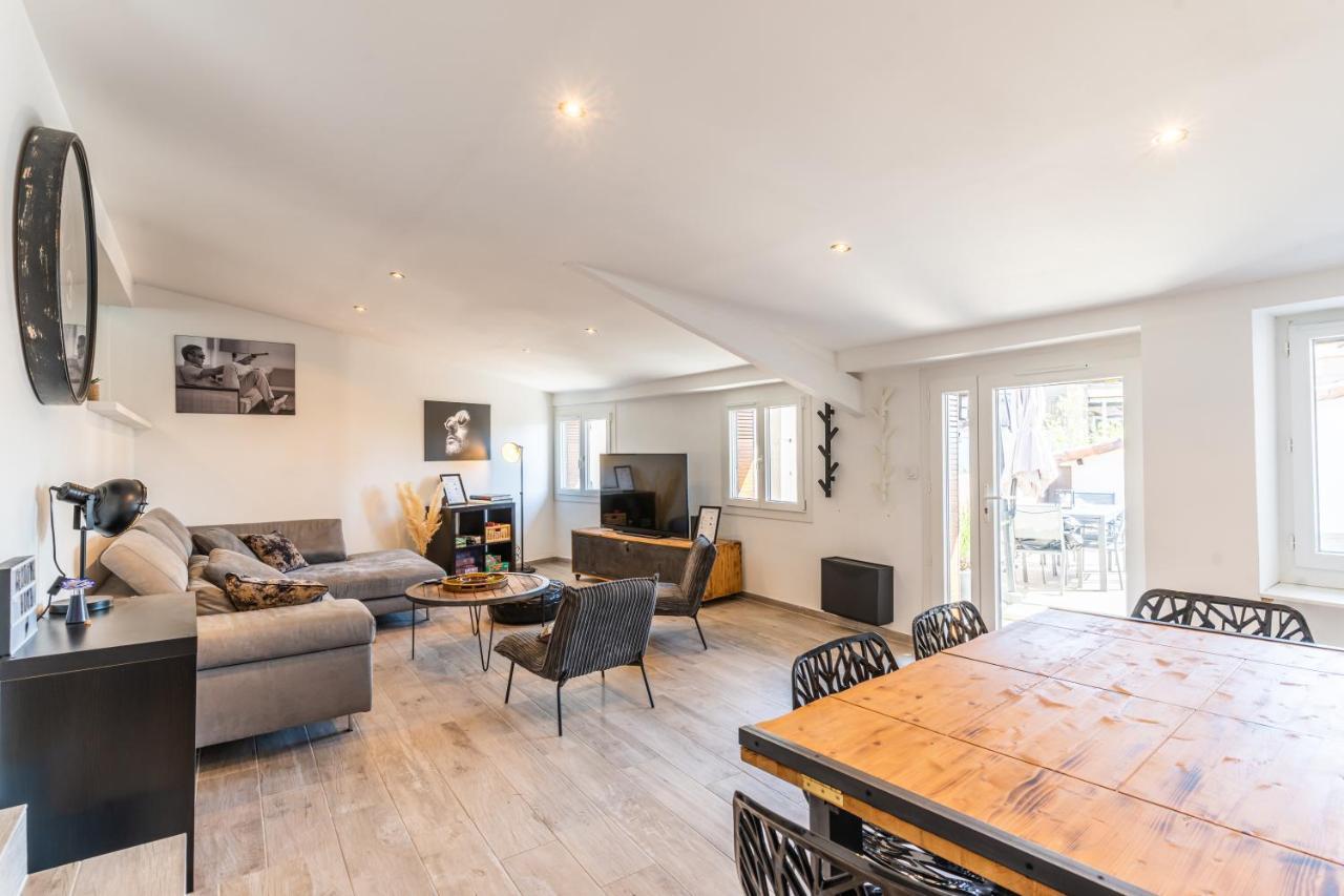 Superbe Appartement Avec Terrasse Sur Les Toits Manosque Bagian luar foto