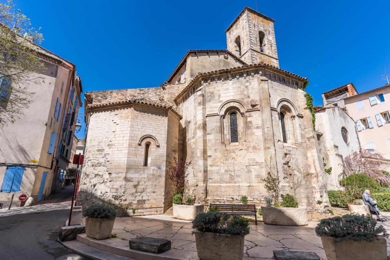 Superbe Appartement Avec Terrasse Sur Les Toits Manosque Bagian luar foto